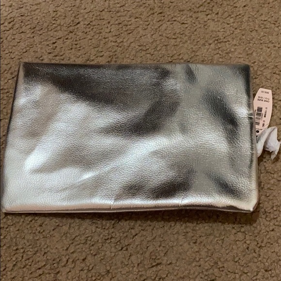 VS Angel Clutch - Picture 3 of 3